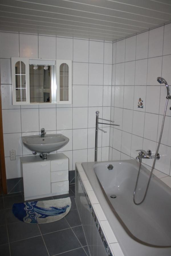 Monteur-/Und Ferienwohnung Diehl 아슬라르 외부 사진